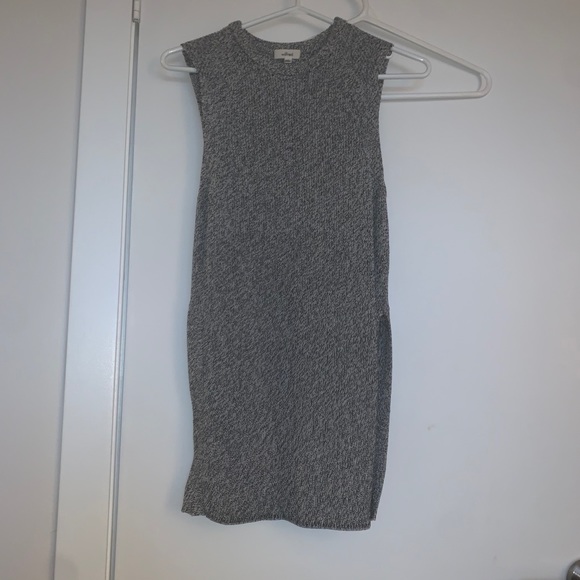 Wilfred Grey Sweater - Picture 2 of 2